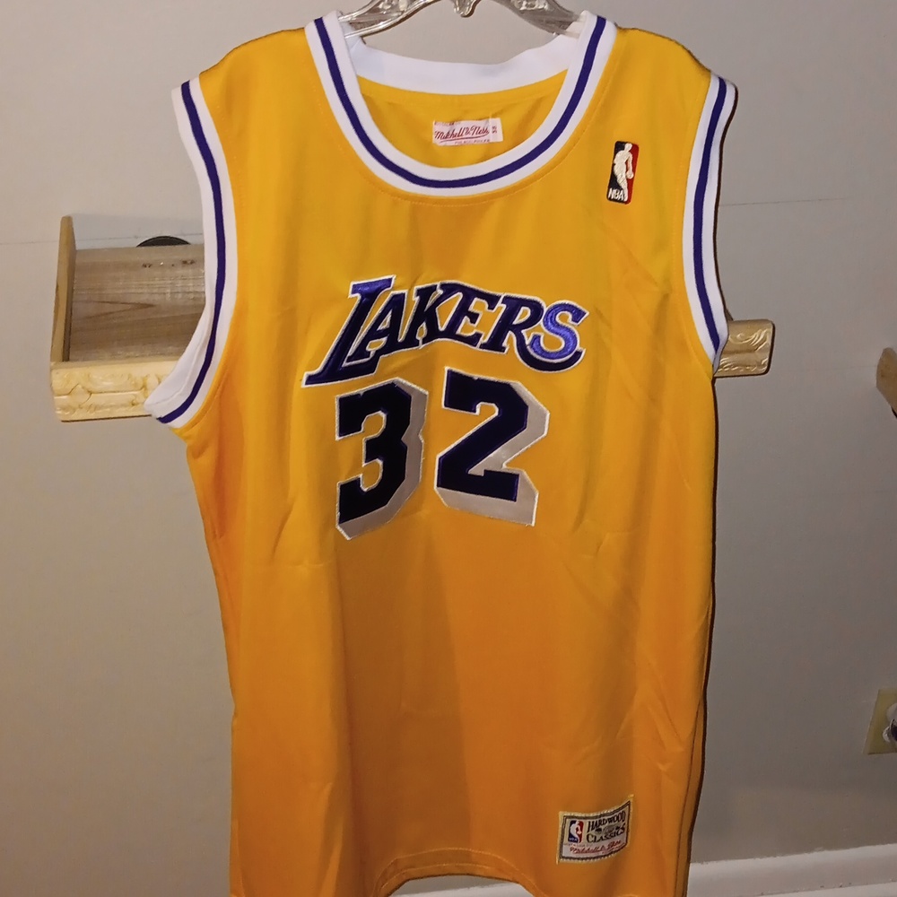 Mitchell and ness jersey